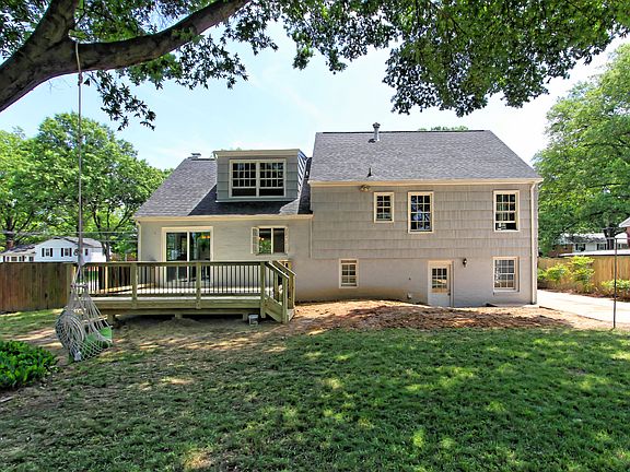2nd image of 8414 Crossley Pl