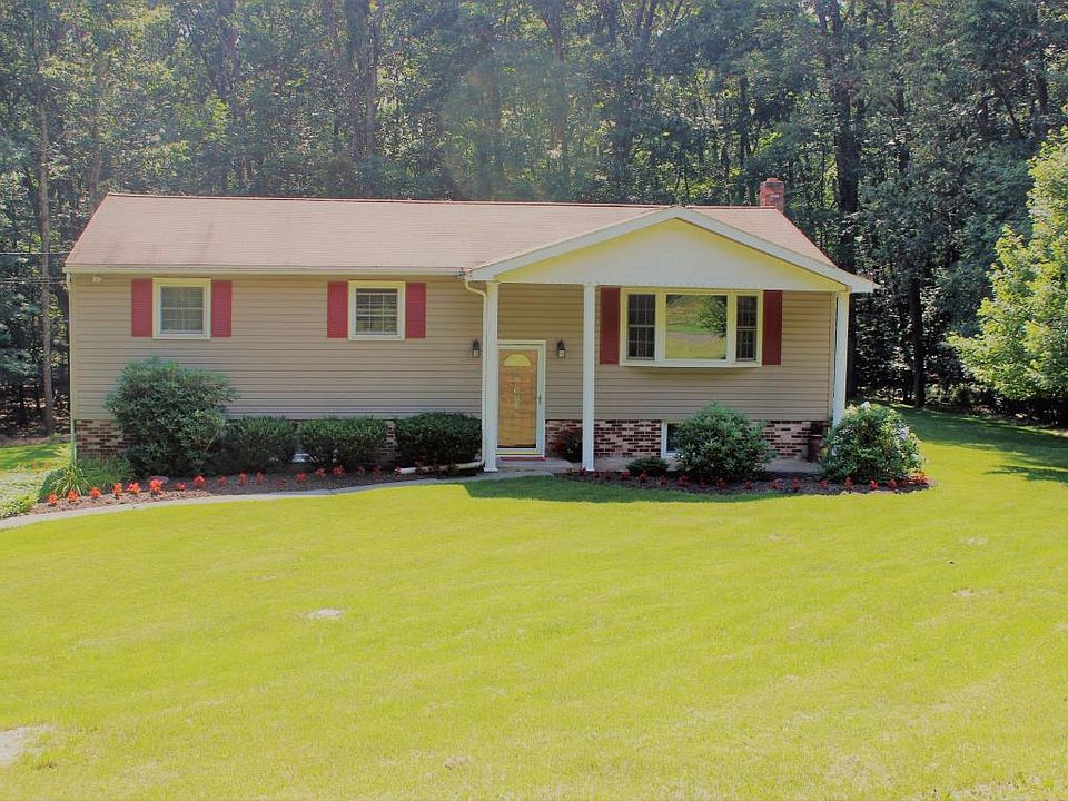 1st image of 111 Big Oak Ln