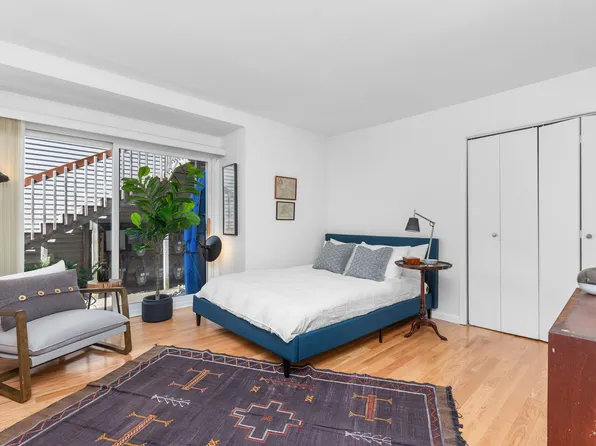 8 Deepwater Way image 11 of 23