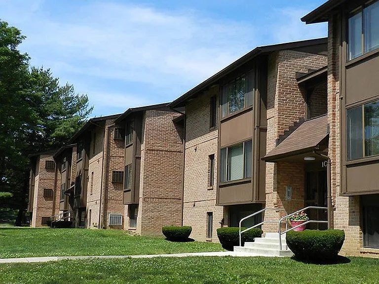 5 Corners Apartments — Photo 12