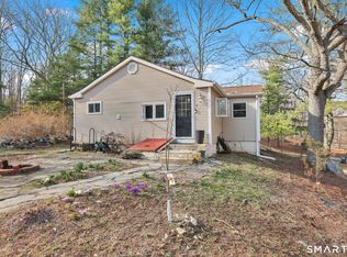 4 Whalehead Road, Ledyard, CT 06335