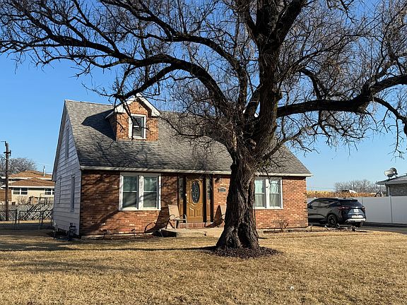 2nd image of 7700 W 83rd St