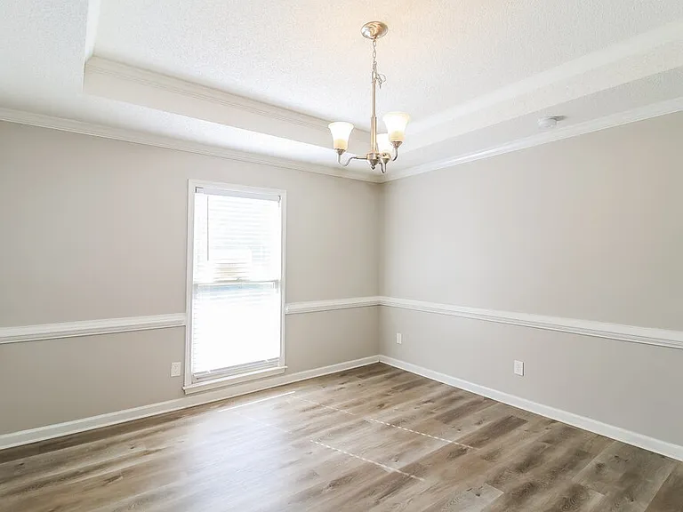 1001 Crown Corners Dr — Photo 7