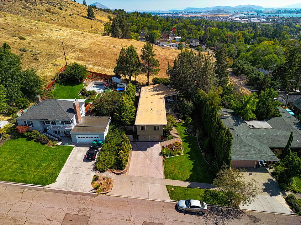 2040 Lawrence St, Klamath Falls, OR 97601 | Zillow