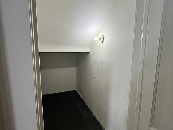 5th image of 1215 Highland View Ave APT A