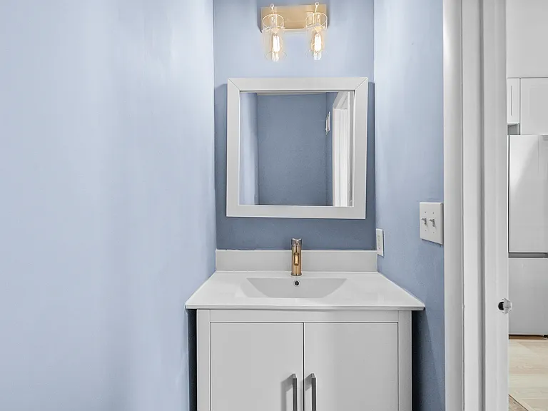 22 Lexington Dr — Photo 12