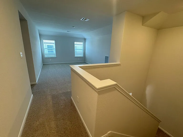 117 Docile Loop — Photo 23