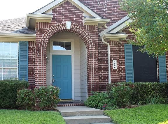2nd image of 4556 Saddleridge Dr