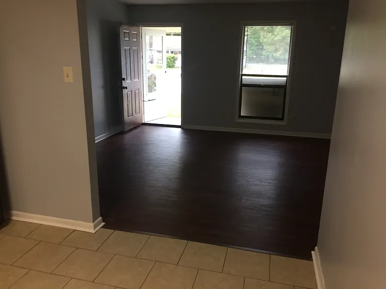 6448 Rockford Dr — Photo 15
