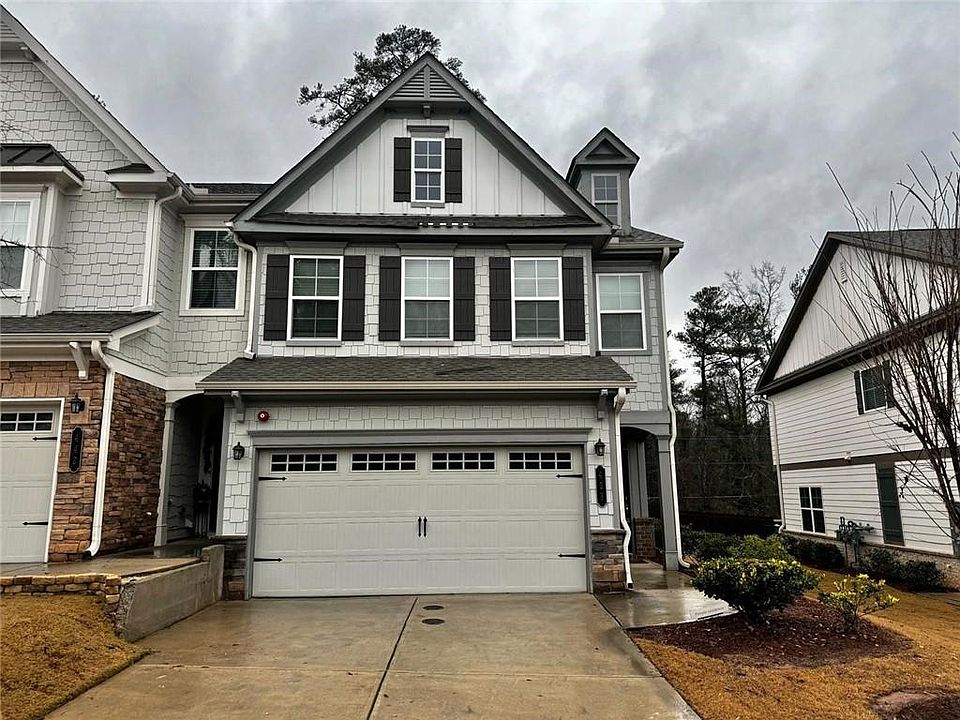 1st image of 438 Bannon Way