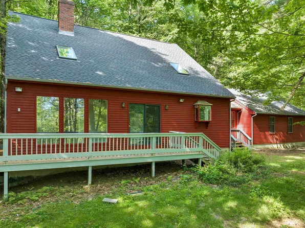 57 Sunny Oaks Terrace, Strafford, NH 03884