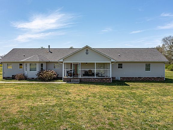 2nd image of 391 Wrights Cove Dr