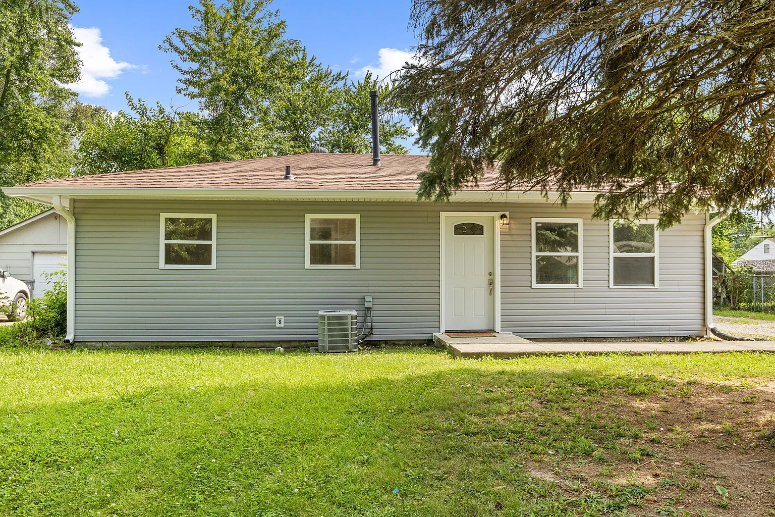 4057 Breton St photo 1