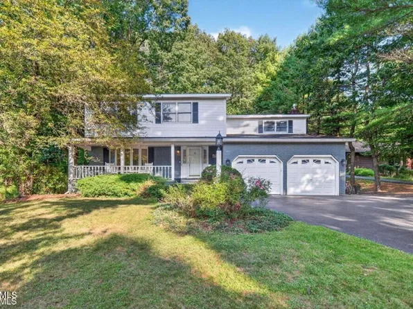 53 Sonat Road, Clifton Park, NY 12065