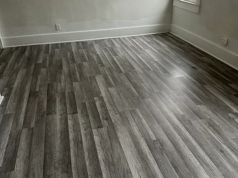 2477 N Detroit Ave #3 — Photo 4