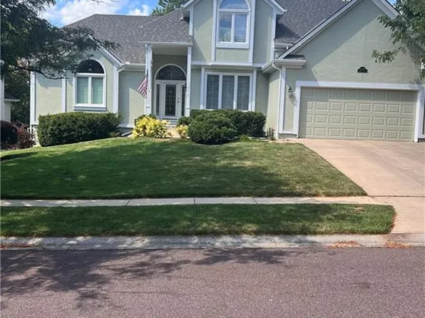 12610 W 126th St, Overland Park, KS 66213