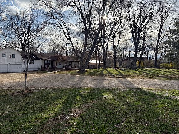 2nd image of 6190 Millers Mill Rd