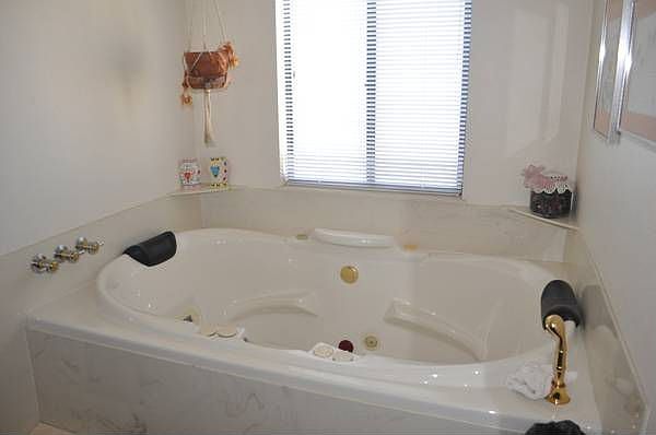 5 piece bath