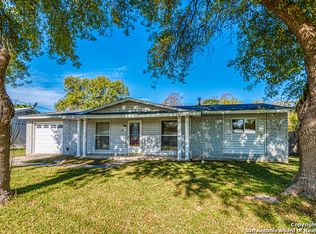 233 Westway Dr, Universal City, TX 78148