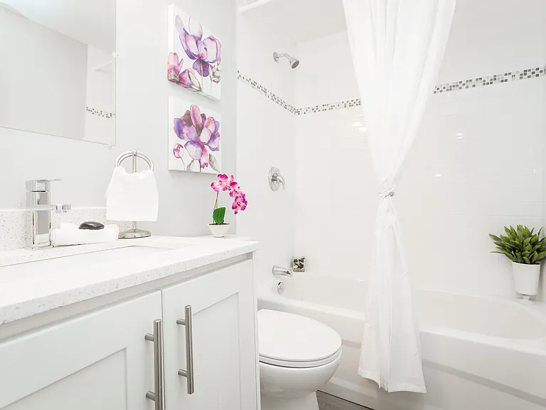 16 Summit Ave #12 — Photo 7