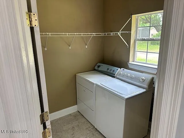 23467 Indian Ridge Rd — Photo 3