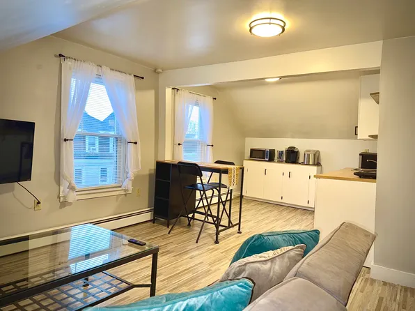 (undisclosed Address), Haverhill, MA 01830