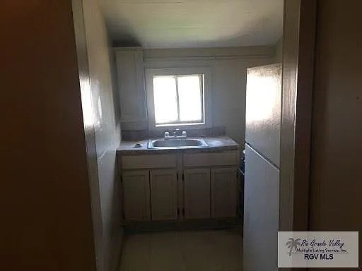 Building Photo - 424 E Levee St #1-4-7