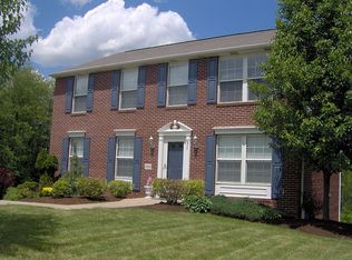 408 Pine Ridge Dr, Venetia, PA 15367