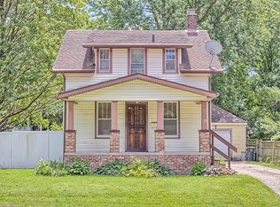 709 E Oregon St, Urbana, IL 61801
