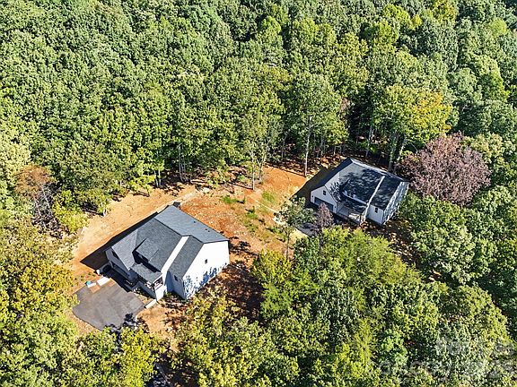 3rd image of 5296 Liberty Hill Rd W