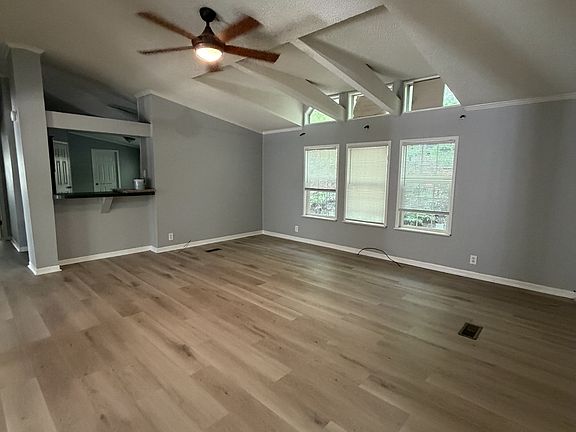 5th image of 136 A Forest Valley Dr SW