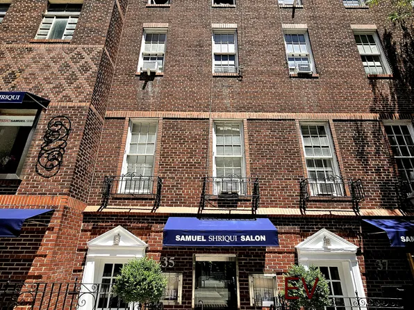 37 East 65th Street image 1 of 9