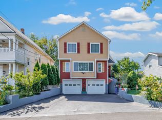 311 Berwick Ave, Fairfield, CT 06825