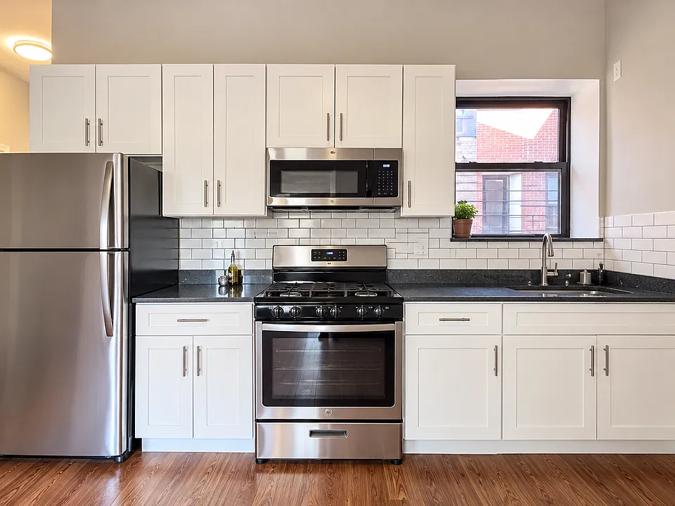 2503 Avenue U #2F