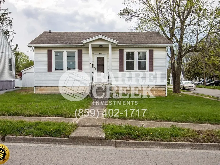 327 N 4th St — Photo 1
