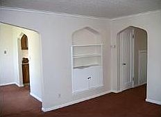 5th image of 152 Hoover Ave