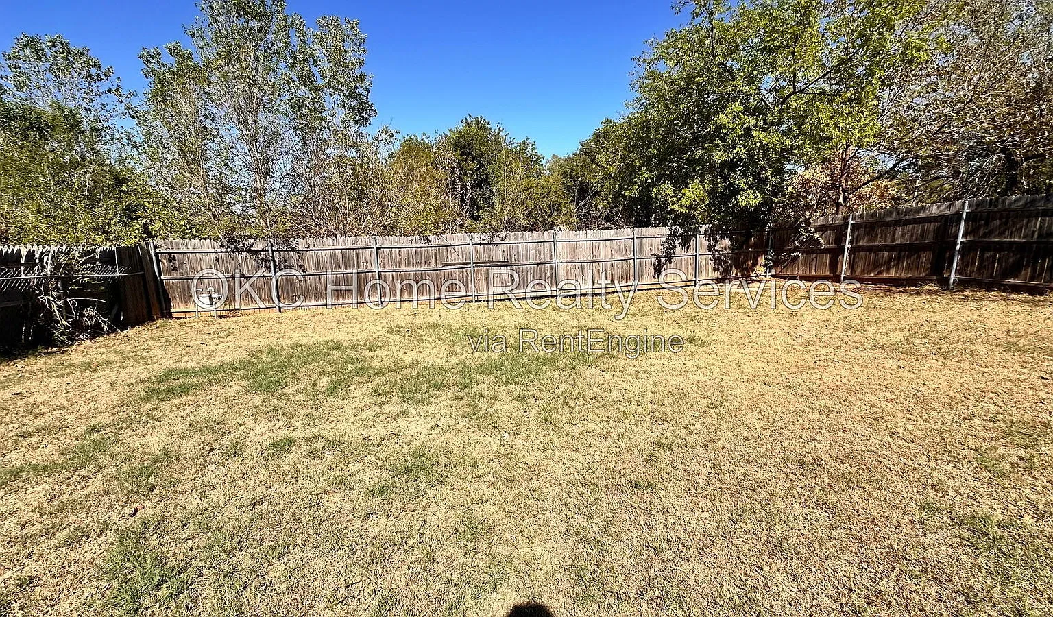 3 bed, 2.0 bath, 1166 sqft, $1,395 — Photo 4