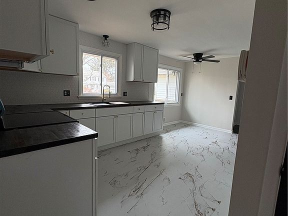 4th image of 49 Angora Dr