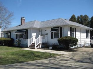 34 Alfred St, New Bedford, MA 02745
