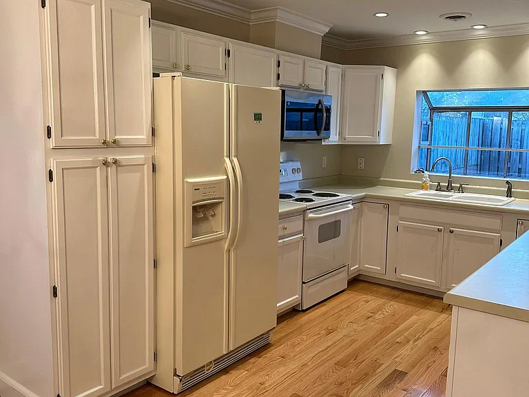 7743 Village Dr — Photo 7