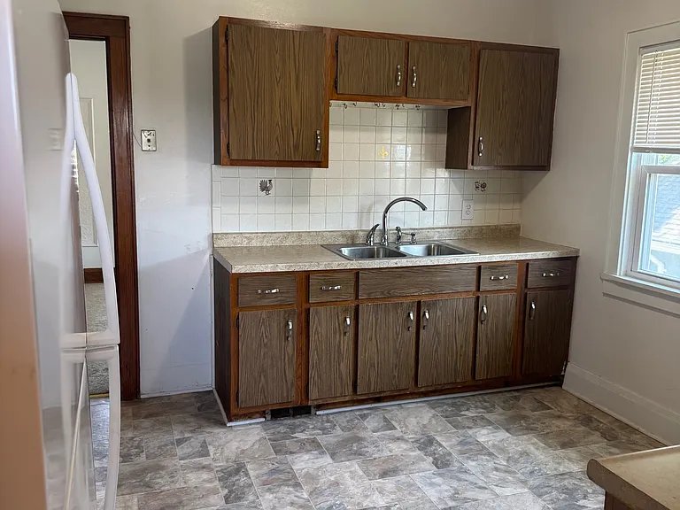 1811 E Menlo Blvd #2 — Photo 14