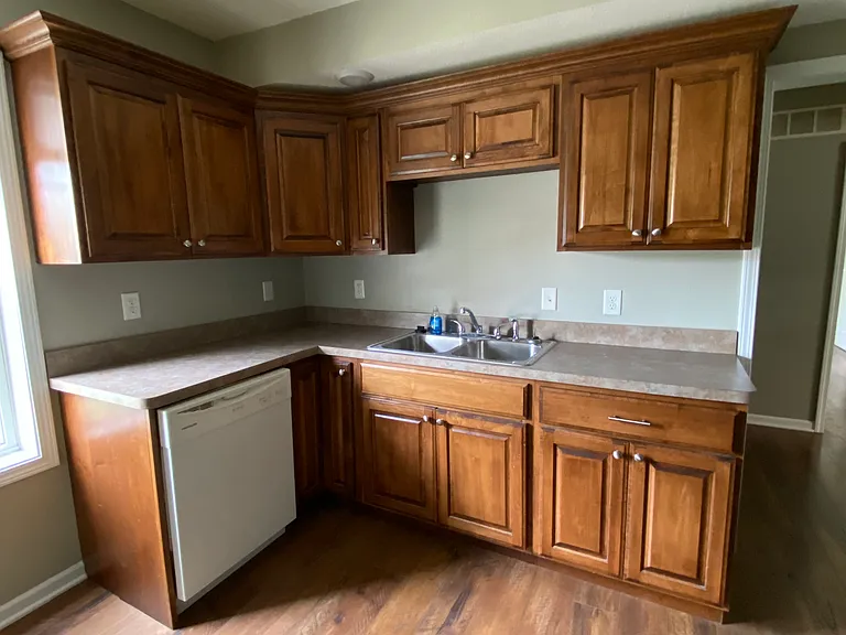 600 W Broadway Blvd #A — Photo 11