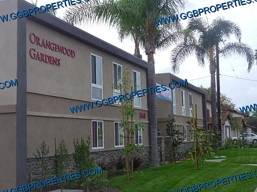 8160-8168 Orangewood Ave Photo 1