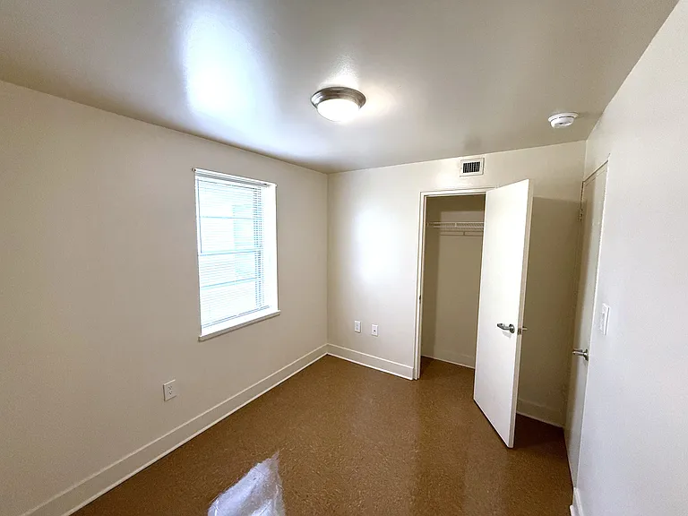 1528 Bluemont Ave SW #121 — Photo 9