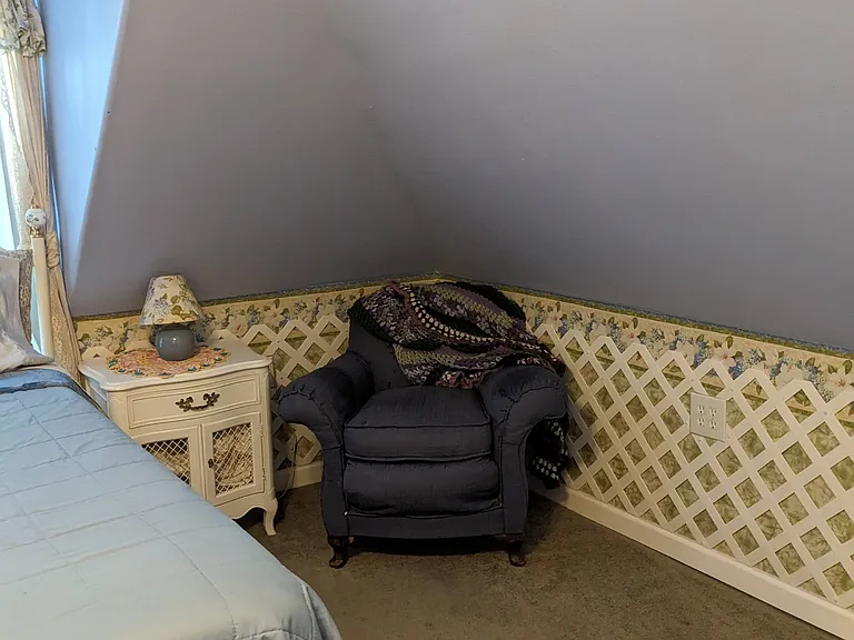 seating, side tables, dresser and queen bed included. Stunning mountain views and cozy old world slopped ceilings and charm.