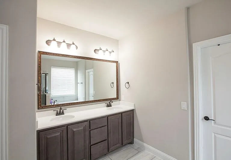 1501 Laurence Ln — Photo 34