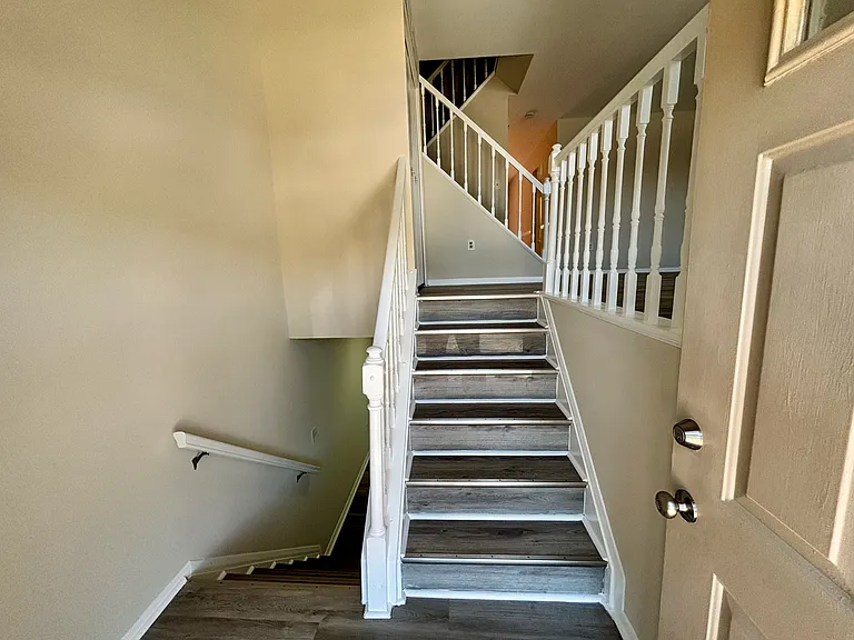 24 Laurence Brooke Rd — Photo 2