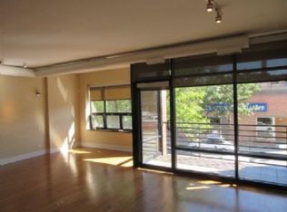 3310 N Halsted St #R-2, Chicago, IL 60640