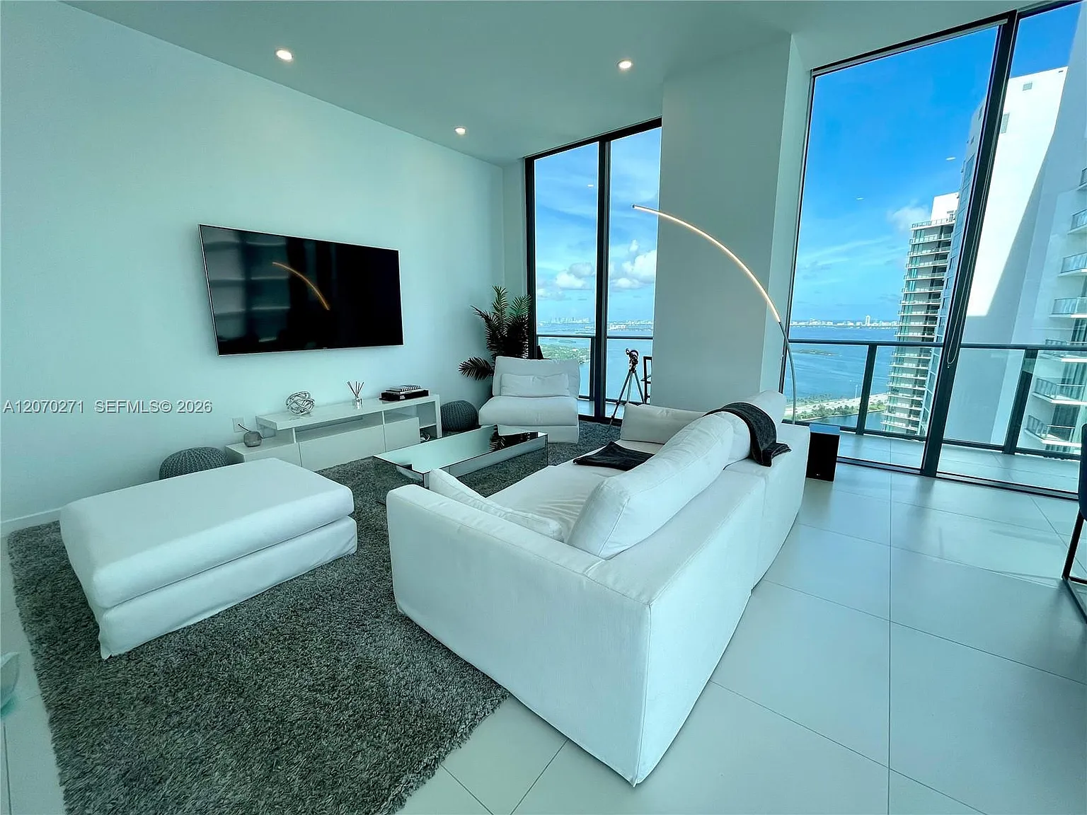 Paraiso Bayviews Condo — Photo 3
