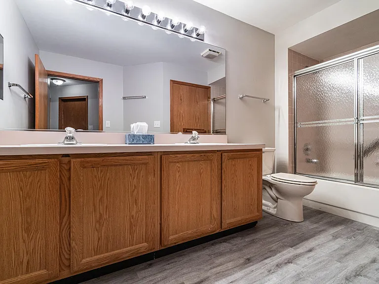214 N Cathy Ln — Photo 17